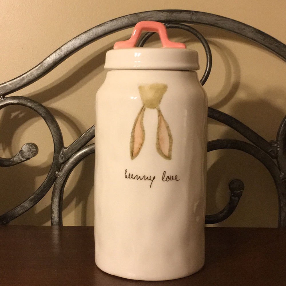 Rae Dunn Easter canister